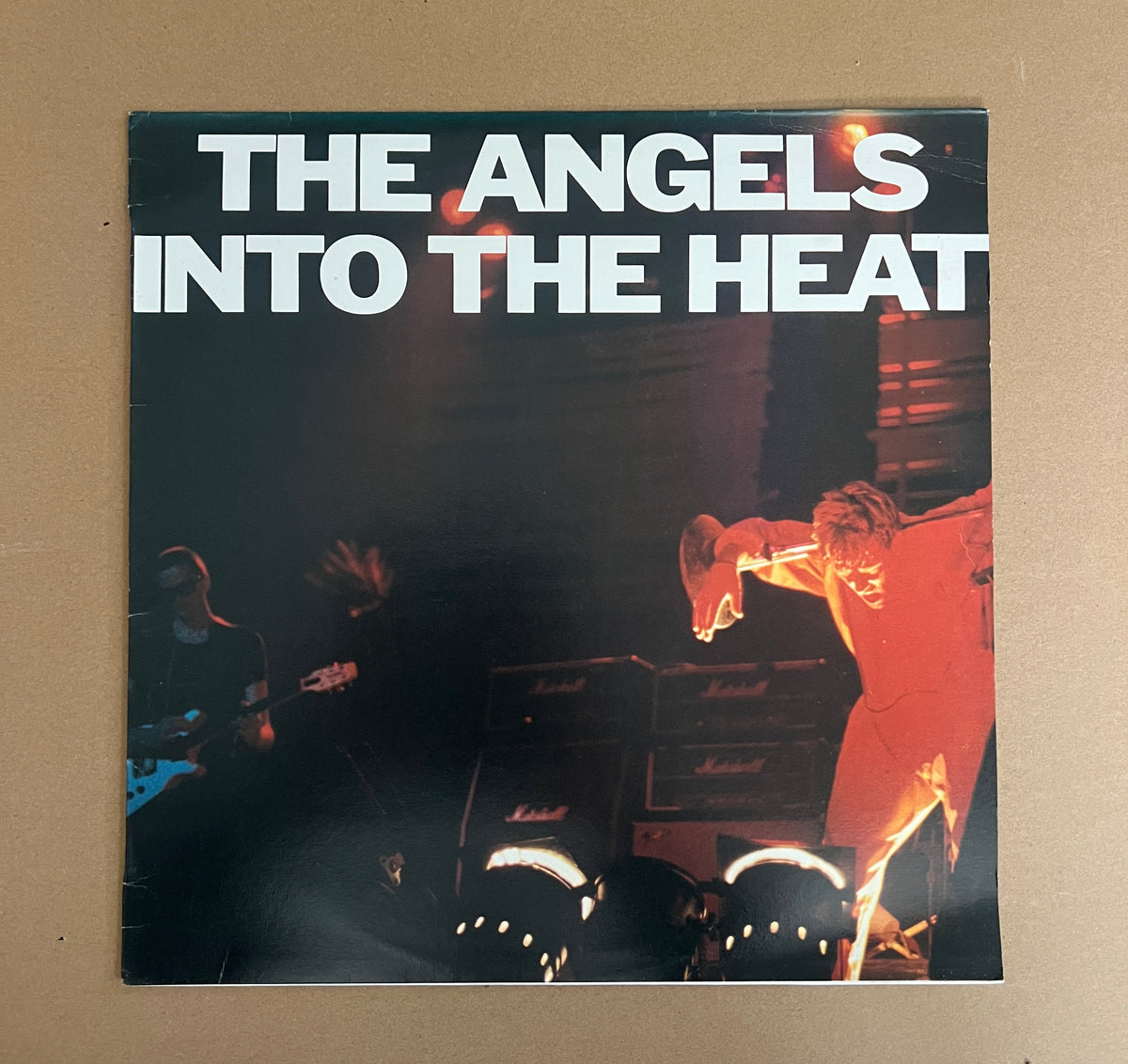 THE ANGELS - INTO THE HEAT(NZ ONLY EP) - SLEEVE - NM / VINYL - NM